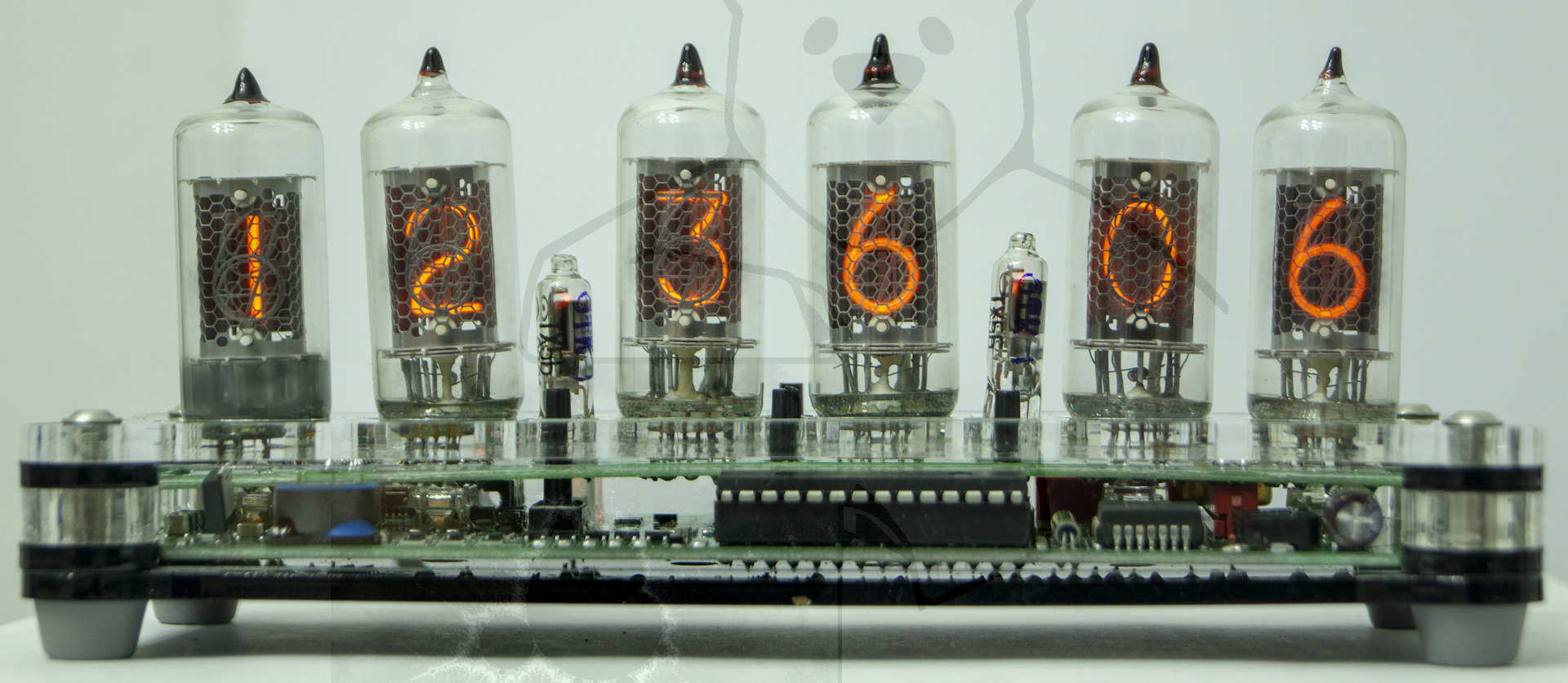 Nixie Uhr mit der Röhre Z570M